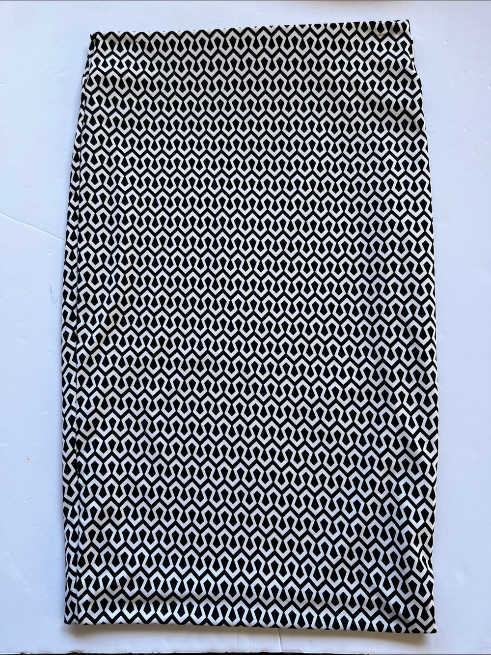 Express Size 4 Black White Textured Check Pencil Pencil Skirt Career Stretch